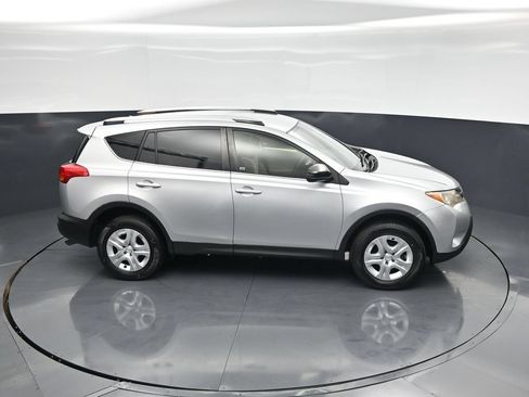 Used 2013 Toyota RAV4 LE FWD image 50