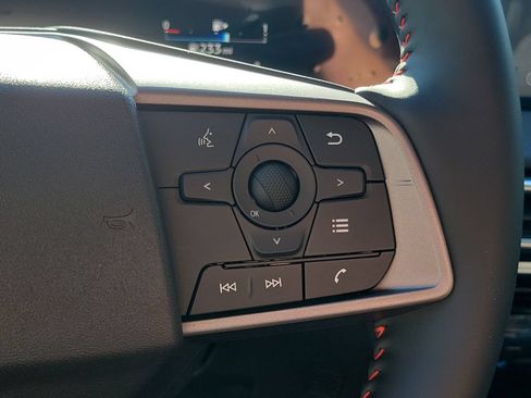 New 2026 Nissan Sentra SR w/ SR Premium Package FWD image 31