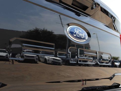 Used 2021 Ford F150 Lariat w/ Equipment Group 502A High AWD/4WD image 56