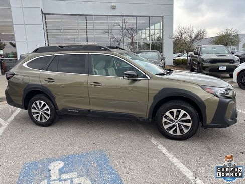Used 2024 Subaru Outback Premium AWD/4WD image 34