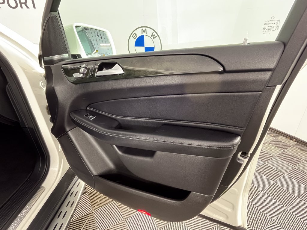 Used 2019 Mercedes-Benz GLS 450 4MATIC image 24