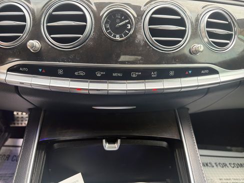 Used 2016 Mercedes-Benz S 550 Sedan image 17