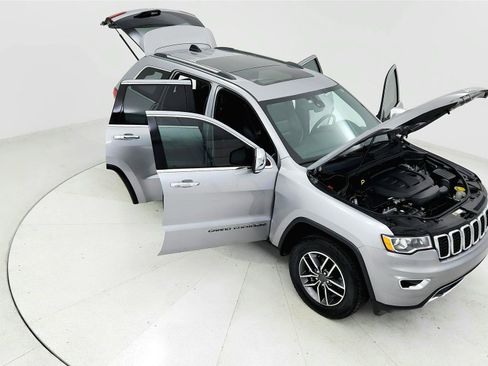 Used 2020 Jeep Grand Cherokee Limited w/ Luxury Group II RWD image 24