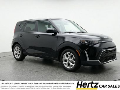 Used 2025 Kia Soul LX w/ LX Technology Package