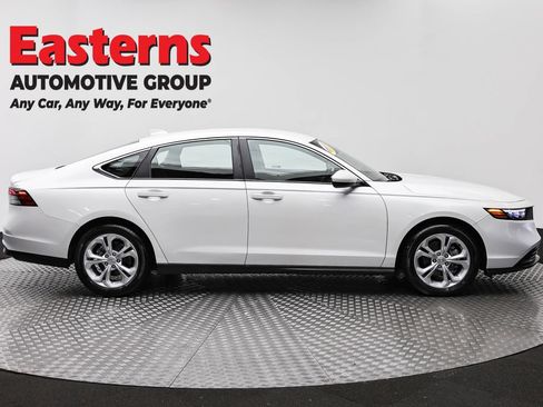 Used 2025 Honda Accord LX image 4