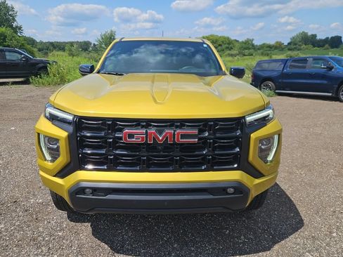 Used 2023 GMC Canyon Elevation w/ Elevation Premium Package AWD/4WD image 2