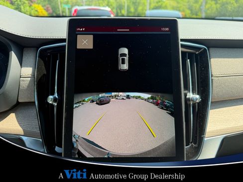 Used 2025 Volvo XC90 B5 Core w/ Climate Package image 17