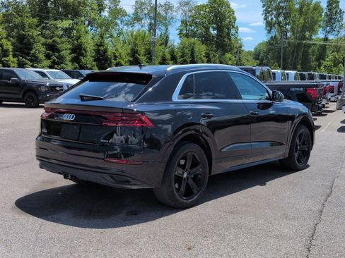 Used 2019 Audi Q8 Premium w/ Convenience Package AWD/4WD image 8