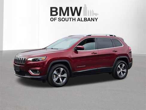 Used 2019 Jeep Cherokee Limited image 6
