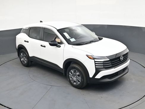New 2026 Nissan Kicks S FWD image 35