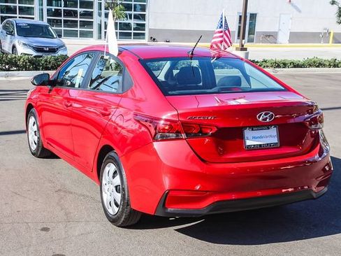 Used 2022 Hyundai Accent SE FWD image 7
