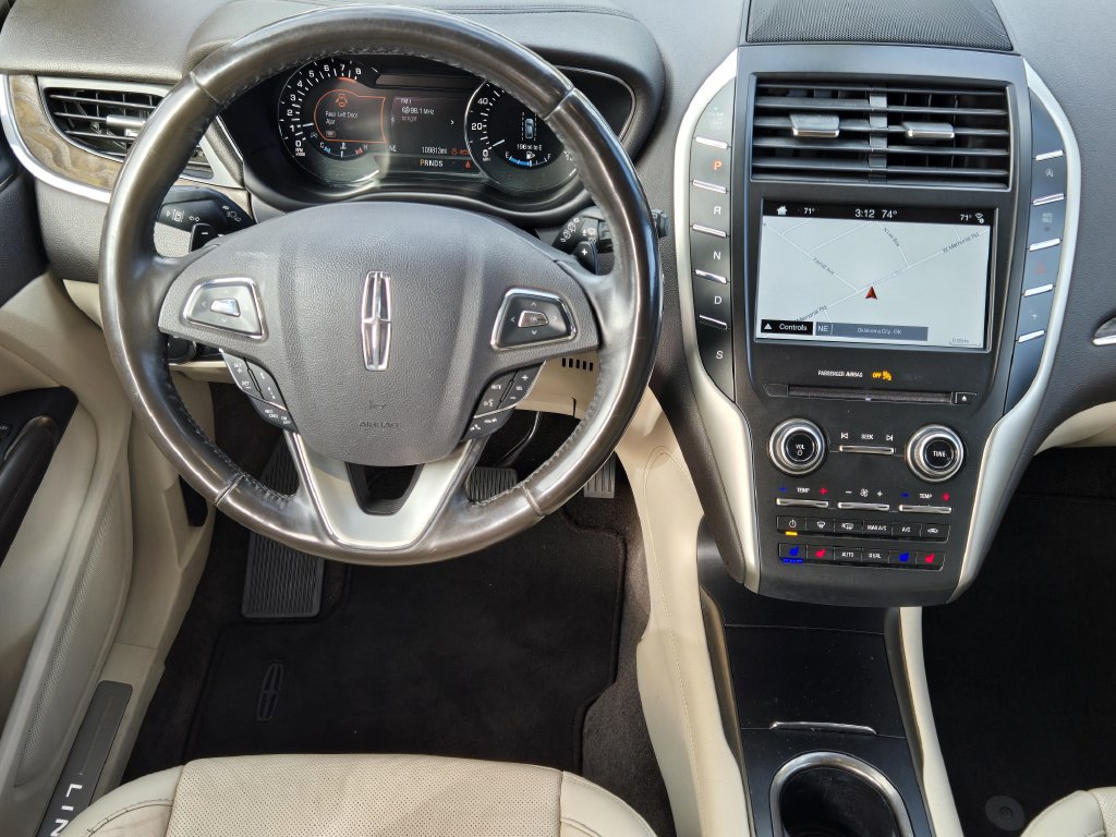 Used 2018 Lincoln MKC Reserve FWD image 27