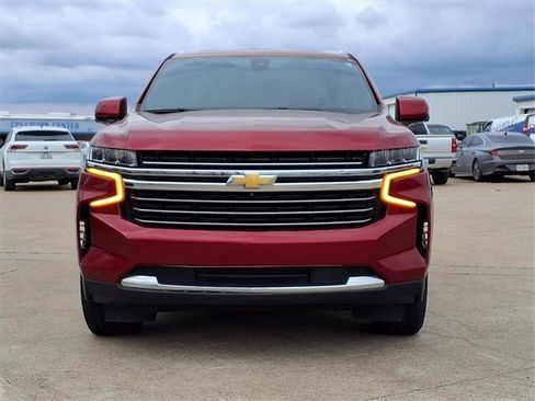 Used 2021 Chevrolet Tahoe LT w/ LT Signature Package image 2