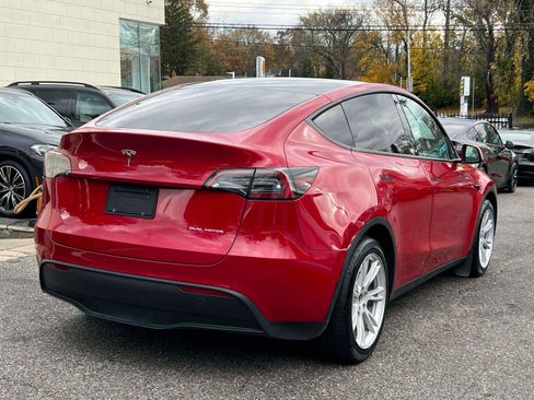 Used 2021 Tesla Model Y Long Range image 7
