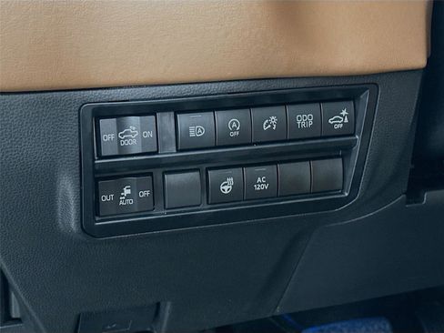 Used 2023 Toyota Tundra 1794 Edition image 14