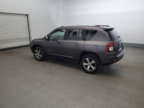 Used 2016 Jeep Compass High Altitude image 3
