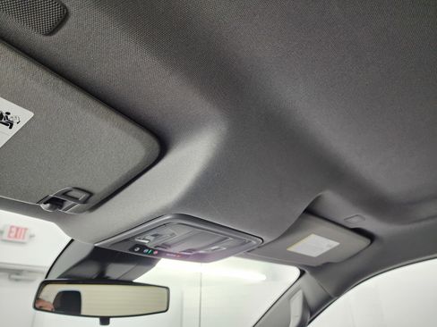 Used 2022 Chevrolet Silverado 1500 RST image 13