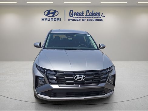 Certified 2025 Hyundai Tucson SE FWD image 8
