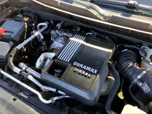 Used 2021 Chevrolet Tahoe Premier w/ Premium Package image 35