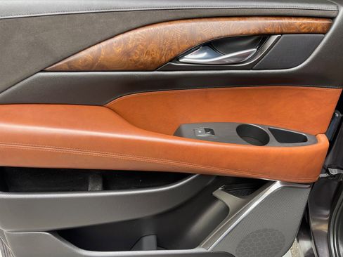 Used 2015 Cadillac Escalade ESV Premium image 21