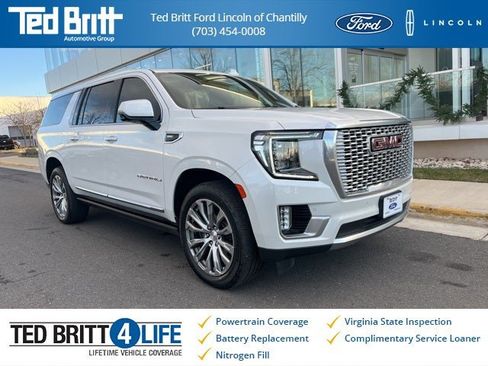 Used 2021 GMC Yukon XL Denali image 1