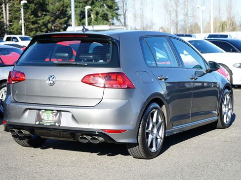 Used 2016 Volkswagen Golf R 4-Door image 5