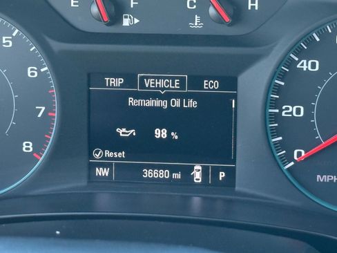 Used 2022 Chevrolet Malibu LT image 21