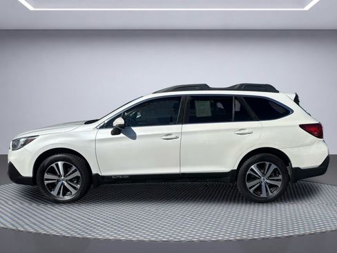 Used 2019 Subaru Outback 2.5i Limited w/ Popular Package #2 AWD/4WD image 3
