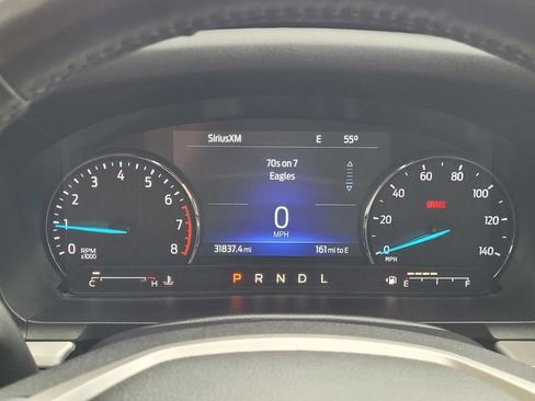 Used 2022 Ford Explorer XLT w/ Equipment Group 202A image 8