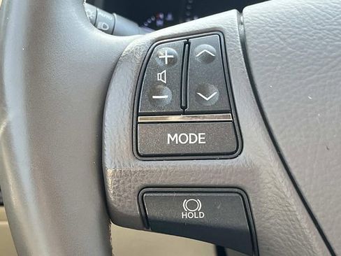 Used 2015 Lexus LS 460 w/ Comfort Package RWD image 36
