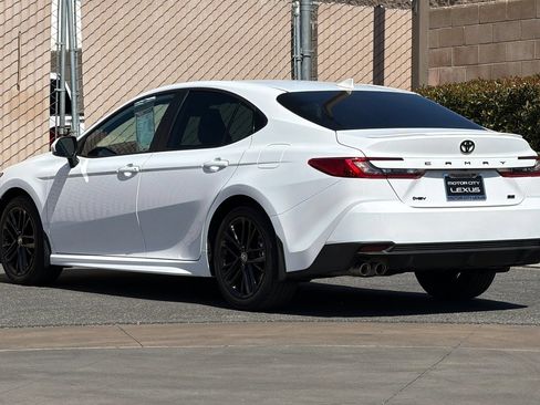 Used 2026 Toyota Camry SE w/ Multimedia Upgrade Package FWD image 6
