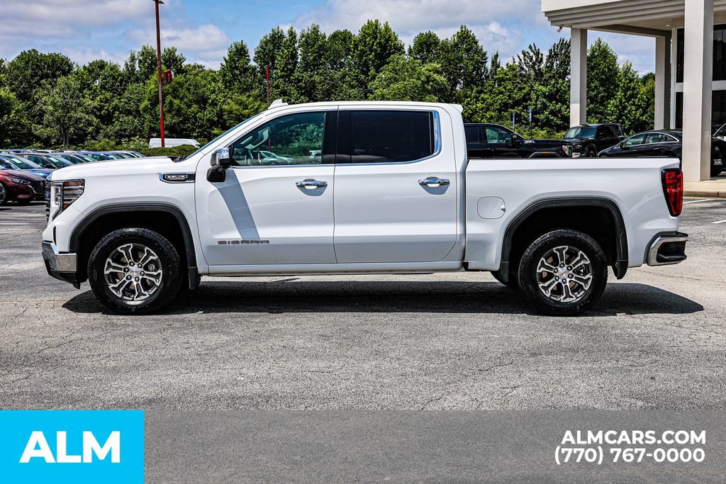 Used 2025 GMC Sierra 1500 SLT RWD image 8