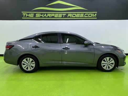 Used 2024 Nissan Sentra S FWD image 11