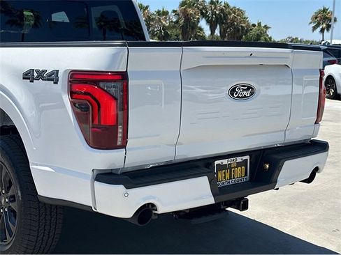 New 2025 Ford F150 Lariat w/ Equipment Group 502A High image 42