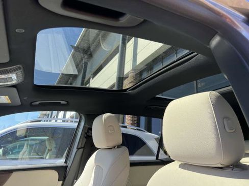 Certified 2023 Mercedes-Benz EQB 300 4MATIC image 23