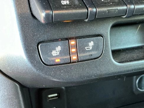 Used 2018 Chevrolet Colorado ZR2 image 30