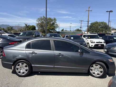 Used 2010 Honda Civic LX image 4