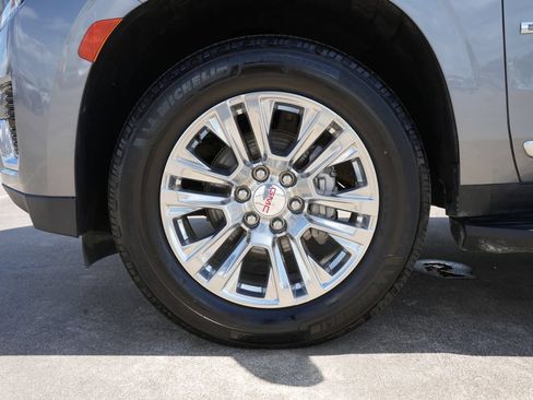 Used 2021 GMC Yukon Denali AWD/4WD image 29