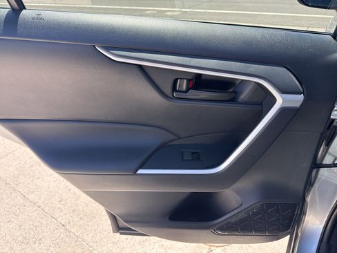 Used 2025 Toyota RAV4 LE image 27