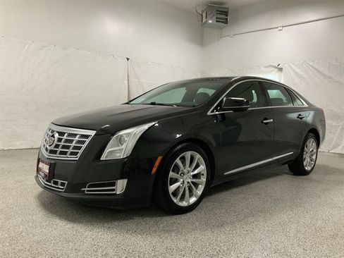 Used 2014 Cadillac XTS Luxury AWD/4WD image 2