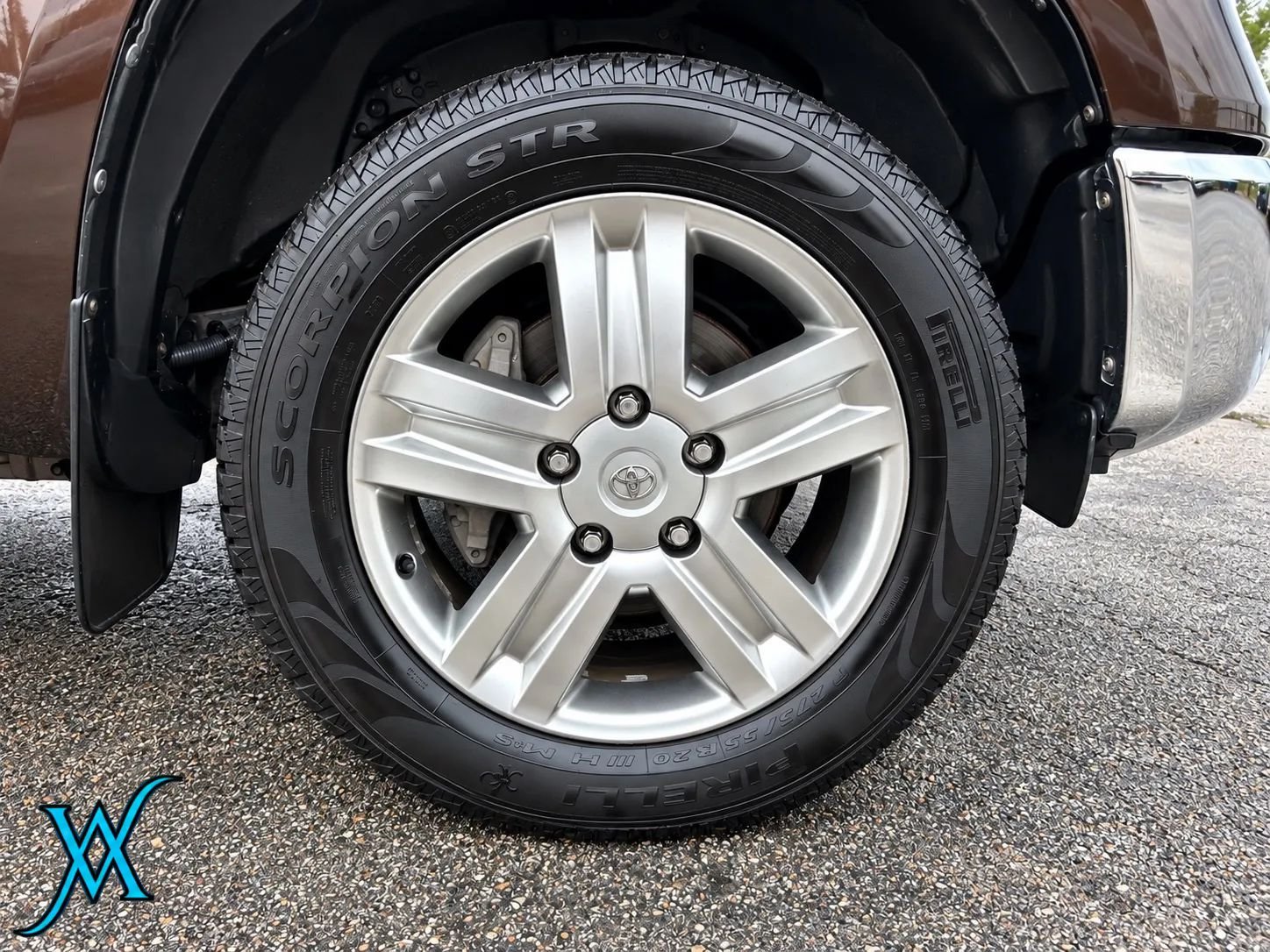 Used 2019 Toyota Tundra 1794 Edition AWD/4WD image 9