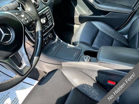 Used 2015 Mercedes-Benz GLA 250 image 12