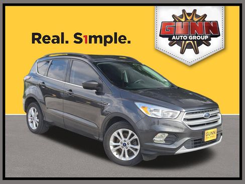 Used 2018 Ford Escape SE w/ SE Sync 3 Package FWD image 1