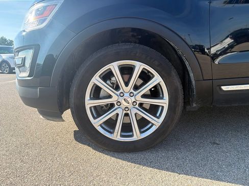 Used 2016 Ford Explorer Limited AWD/4WD image 25