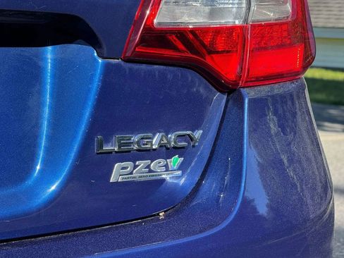 Used 2016 Subaru Legacy 2.5i Limited AWD/4WD image 10
