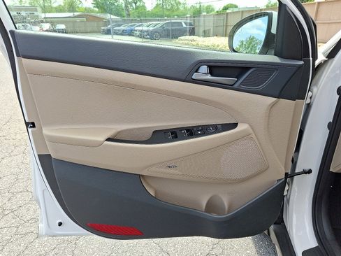 Used 2017 Hyundai Tucson Limited w/ Cargo Package AWD/4WD image 14
