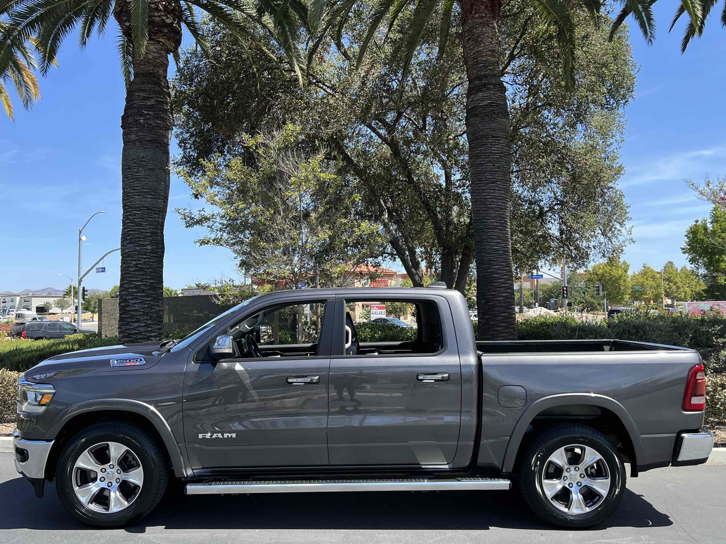 Used 2022 RAM 1500 Laramie RWD image 16