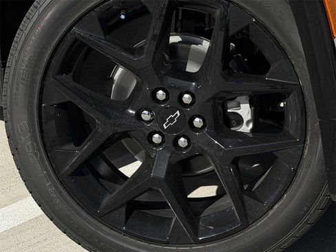 New 2026 Chevrolet Traverse RS image 9