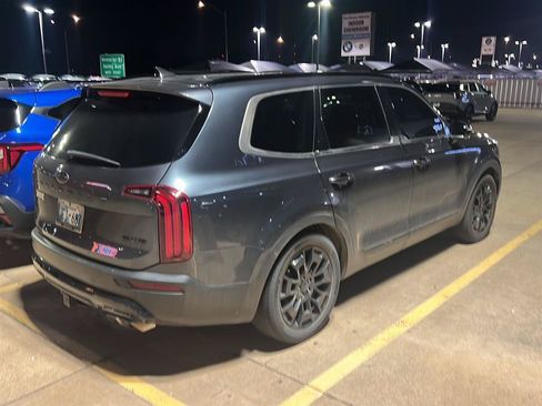 Used 2021 Kia Telluride SX w/ Nightfall Edition Package AWD/4WD image 6
