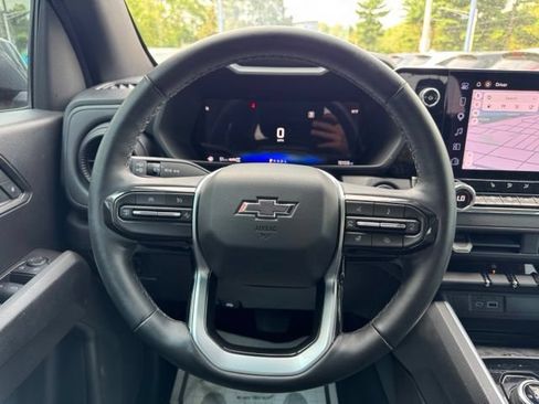 Used 2025 Chevrolet Colorado Trail Boss AWD/4WD image 18